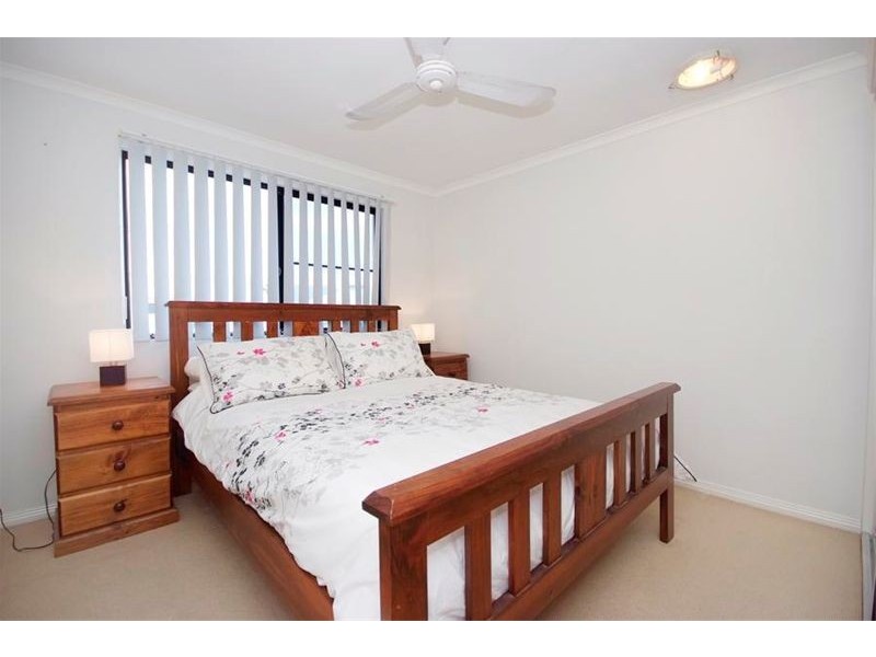 APT 16 / 291 The Esplanade, Cairns QLD 4870