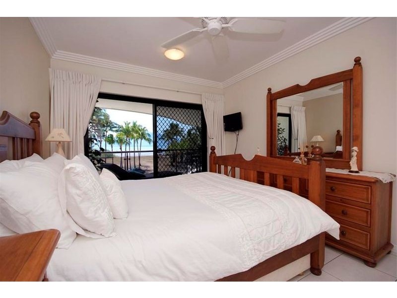 APT 14 / 291 The Esplanade, Cairns QLD 4870