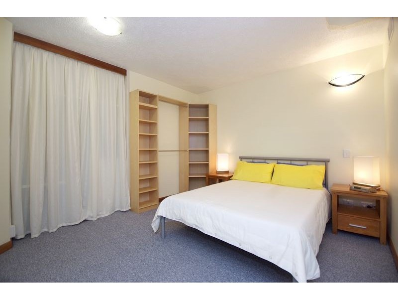 Level 7 APT 707 / 73 The Esplanade, Cairns City QLD 4870