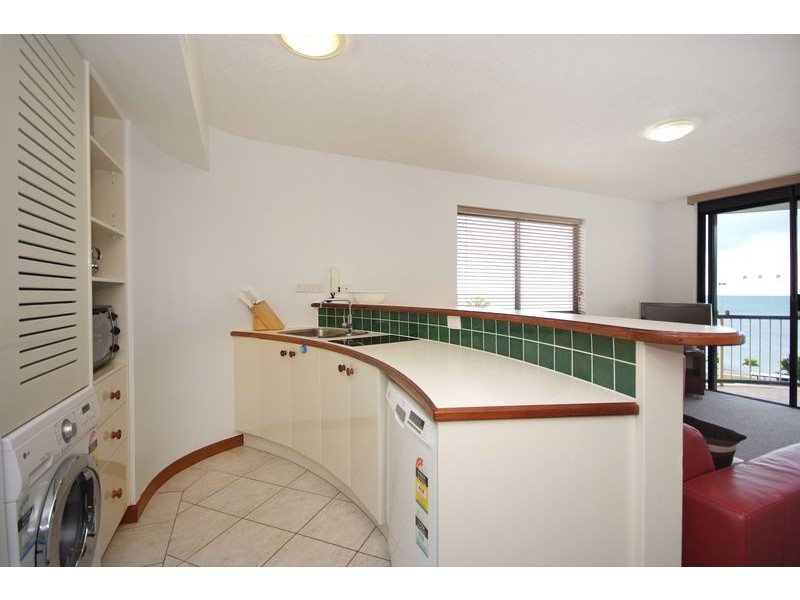 Level 7 APT 707 / 73 The Esplanade, Cairns City QLD 4870