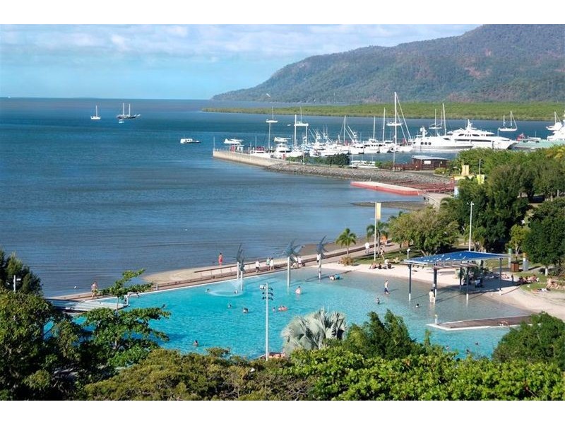 Level 7 APT 707 / 73 The Esplanade, Cairns City QLD 4870
