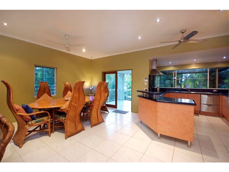 17 Sand Street, Port Douglas QLD 4877