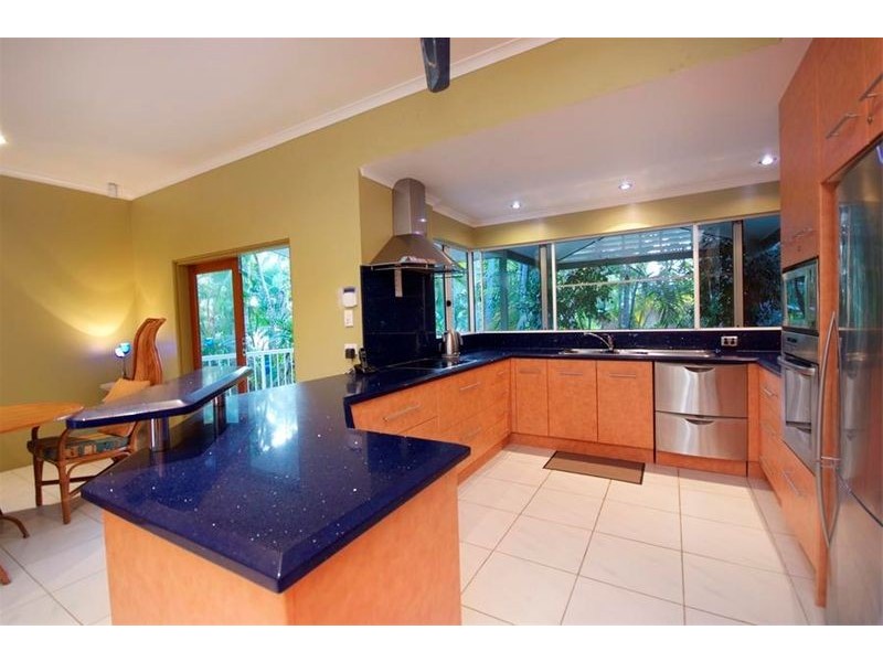 17 Sand Street, Port Douglas QLD 4877