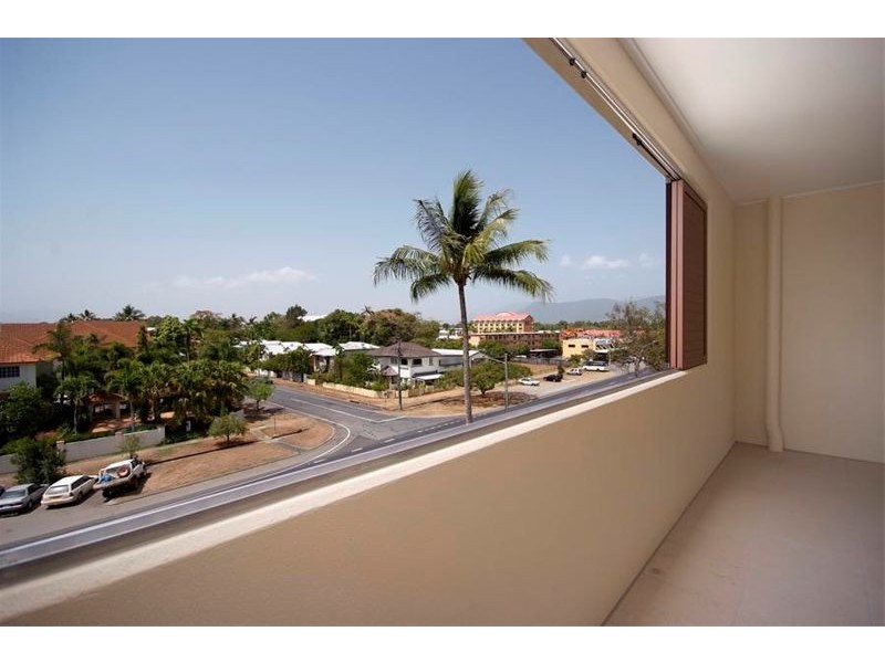 219/  339 LAKE STREET – NEW EDGE APARTMENTS, Cairns QLD 4870