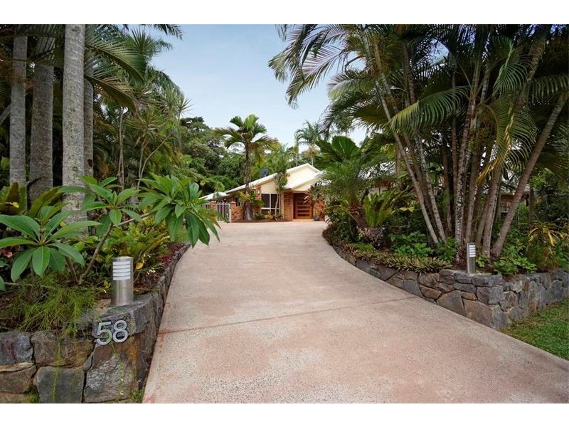 58 Nolan St, Whitfield QLD 4870