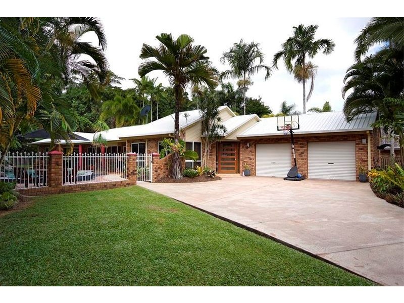 58 Nolan St, Whitfield QLD 4870