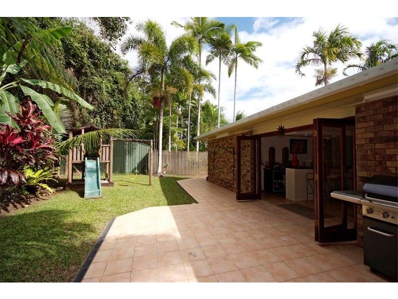 58 Nolan St, Whitfield QLD 4870