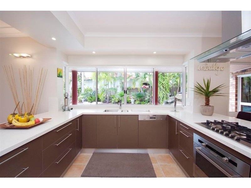 58 Nolan St, Whitfield QLD 4870