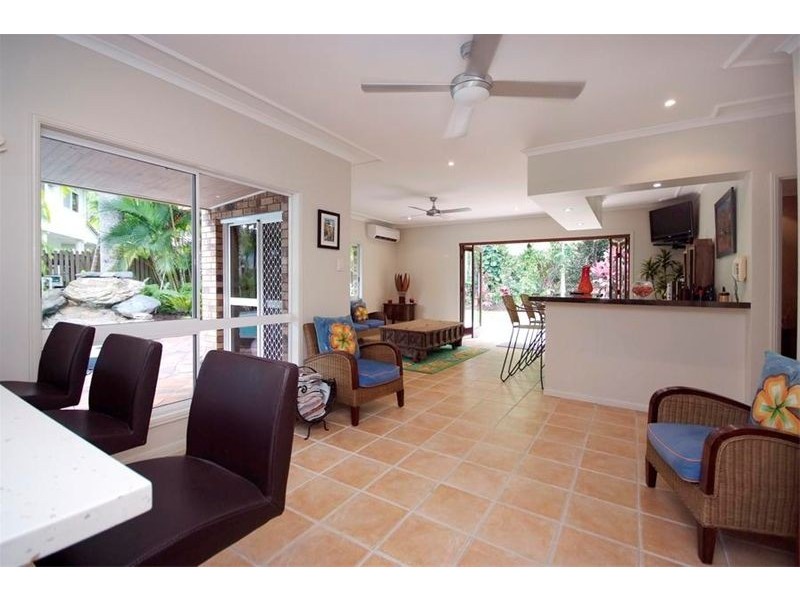 58 Nolan St, Whitfield QLD 4870