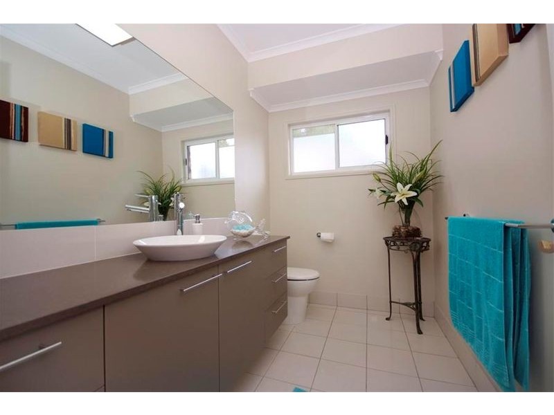 58 Nolan St, Whitfield QLD 4870