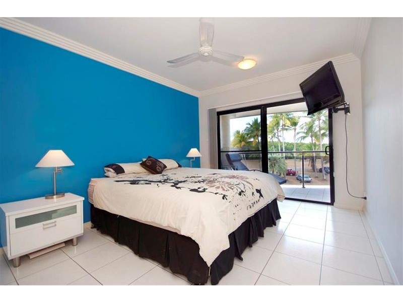 APT 16 / 291 The Esplanade, Cairns City QLD 4870