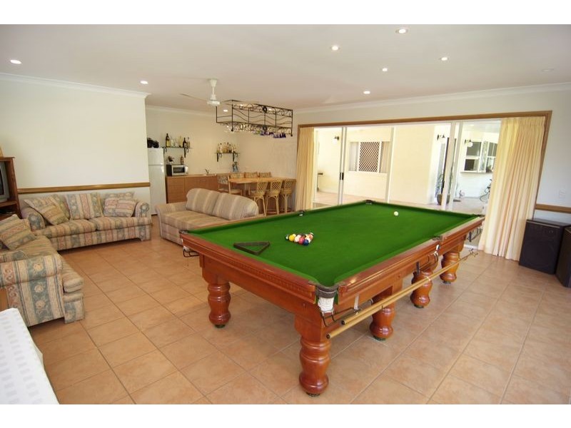 5 CRYSTAL CLOSE, Redlynch QLD 4870