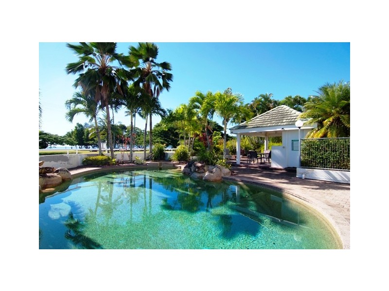 Apt 102/275 The Esplanade, Cairns QLD 4870