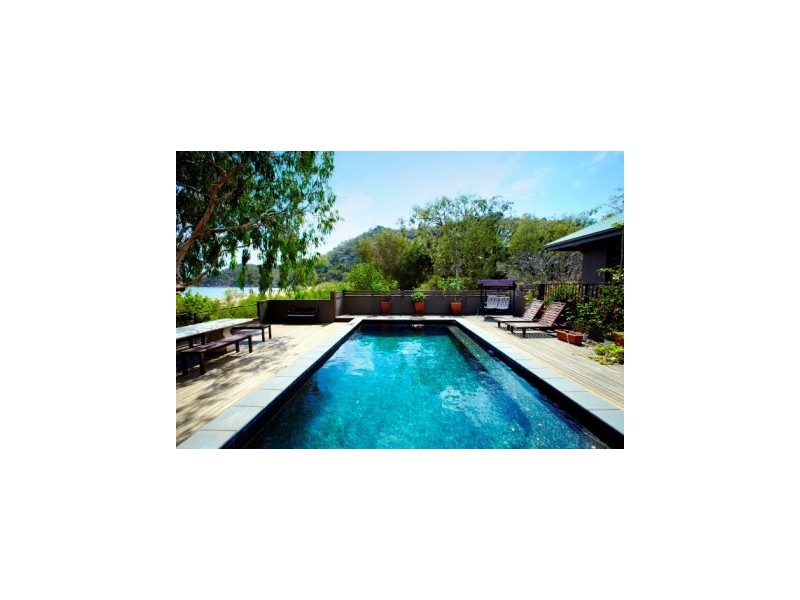 12 Henry Lawson Drive, Horseshoe Bay, Magnetic Island QLD 4819