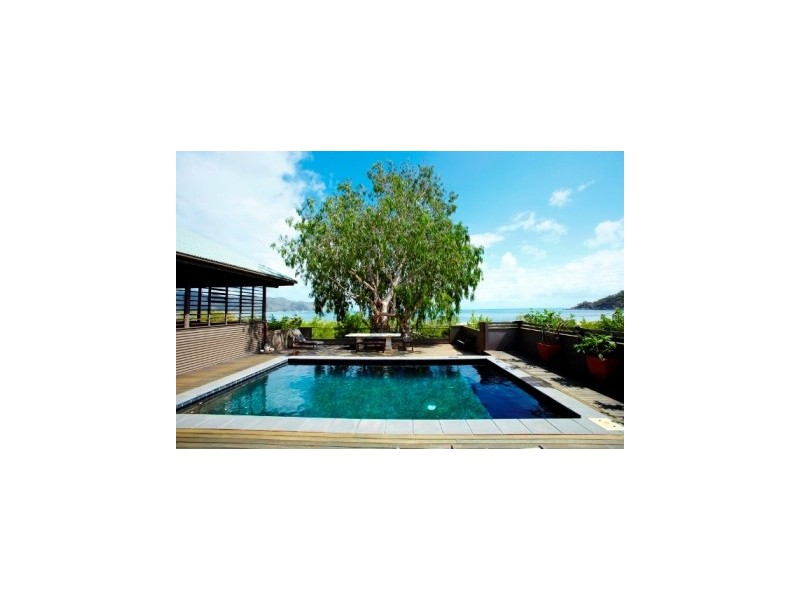 12 Henry Lawson Drive, Horseshoe Bay, Magnetic Island QLD 4819