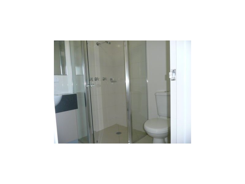 Level 2 38/82-86 Martyn Street, Cairns QLD 4870