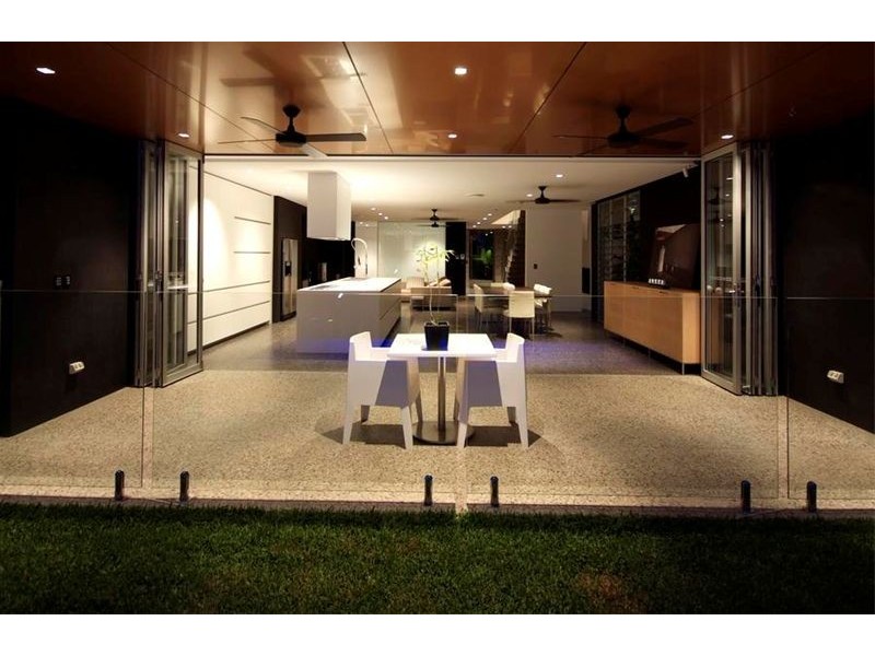43 Harbour Drive, BLUE WATER, Trinity Park QLD 4879
