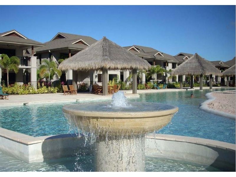 APT. 35 / 1 Robson St, Mooroobool QLD 4870