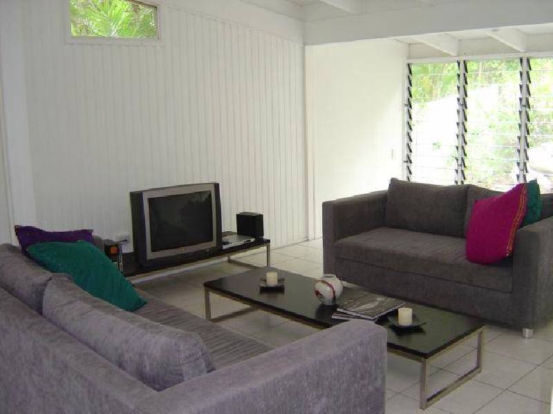 12 OAK BEACH ROAD, Oak Beach QLD 4877