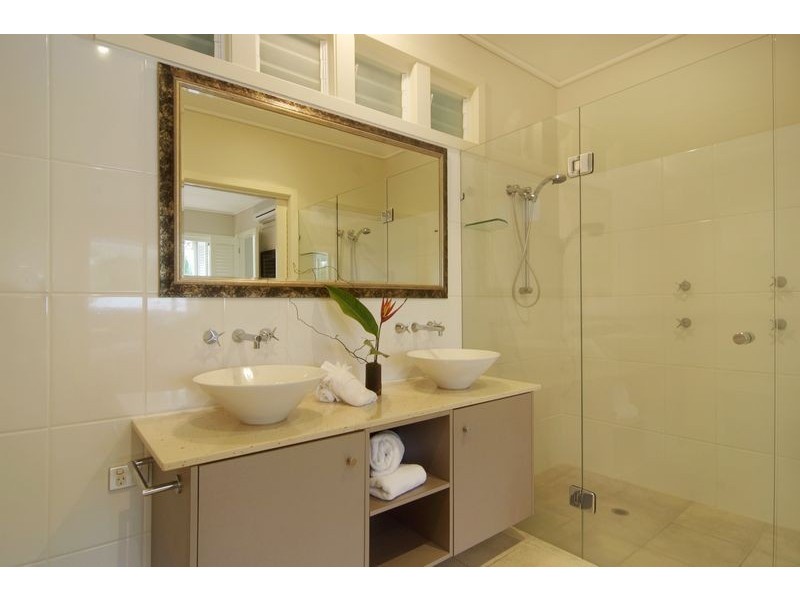 Villa 8  “Latitude 16″ MURPHY ST, Port Douglas QLD 4877