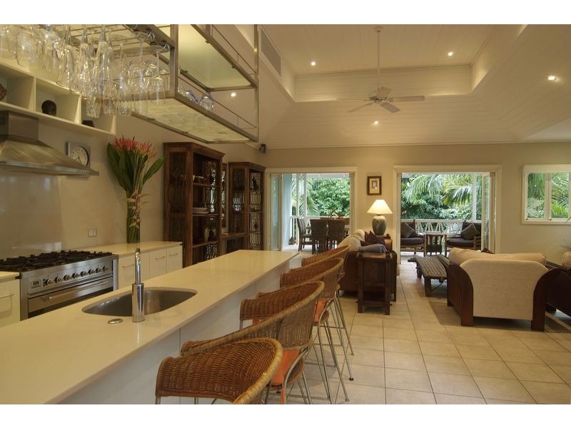 Villa 8  “Latitude 16″ MURPHY ST, Port Douglas QLD 4877