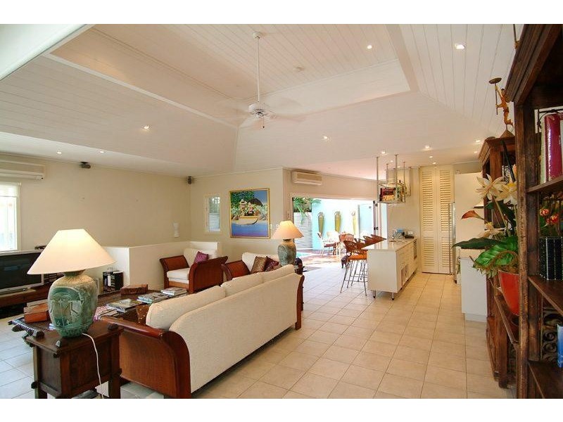 Villa 8  “Latitude 16″ MURPHY ST, Port Douglas QLD 4877