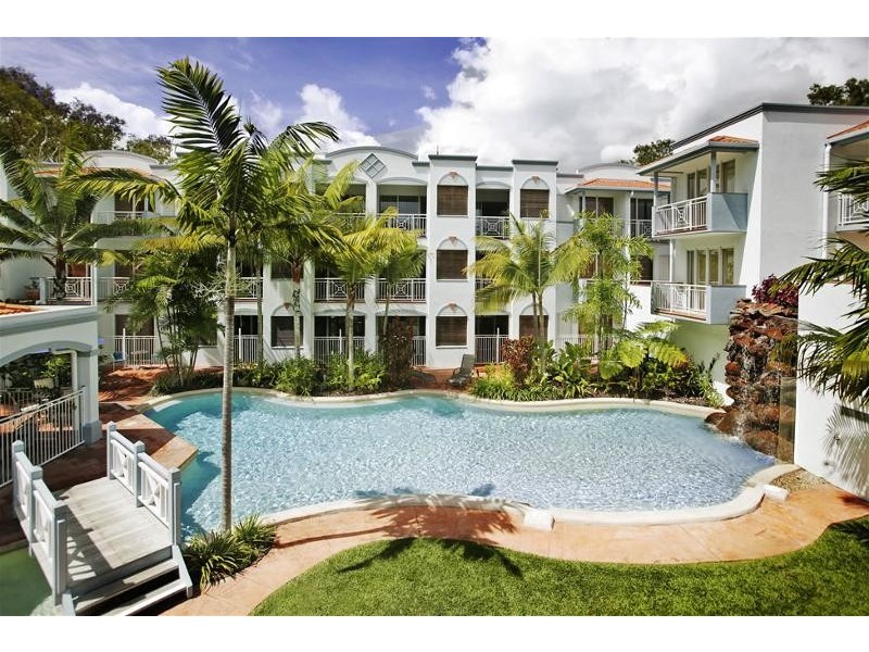 APT. 101 / 139-143 Williams Esplanade, Palm Cove QLD 4879