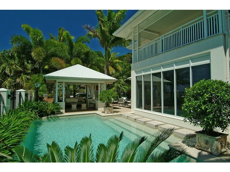 21 VASEY ESPLANADE, Trinity Beach QLD 4879