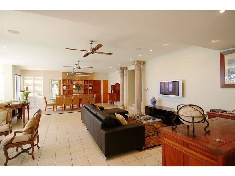 21 VASEY ESPLANADE, Trinity Beach QLD 4879