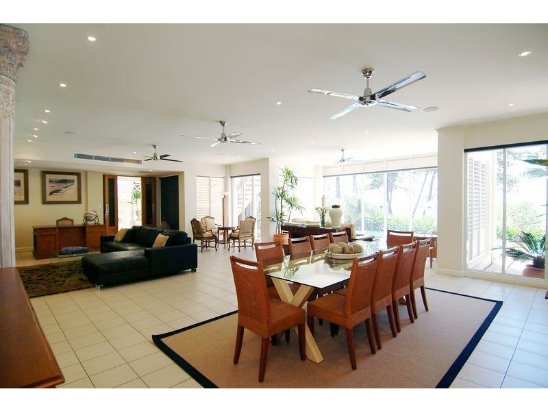 21 VASEY ESPLANADE, Trinity Beach QLD 4879