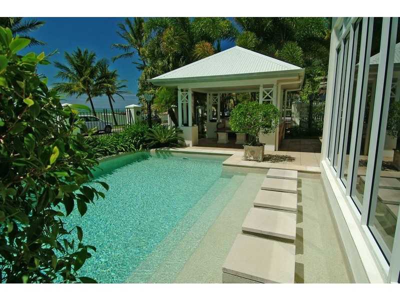 21 VASEY ESPLANADE, Trinity Beach QLD 4879