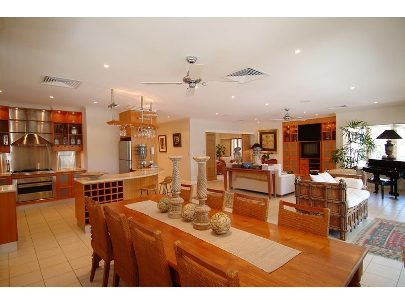21 VASEY ESPLANADE, Trinity Beach QLD 4879