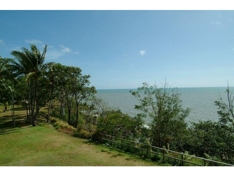 APT. 203 / 93  Moore Street, Trinity Beach QLD 4879