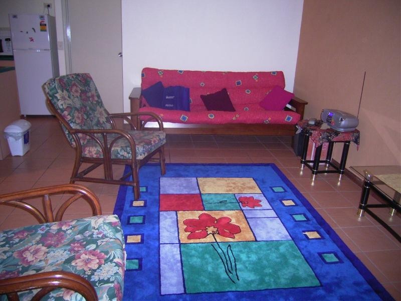 2  /353 Severin Street, Parramatta Park QLD 4870