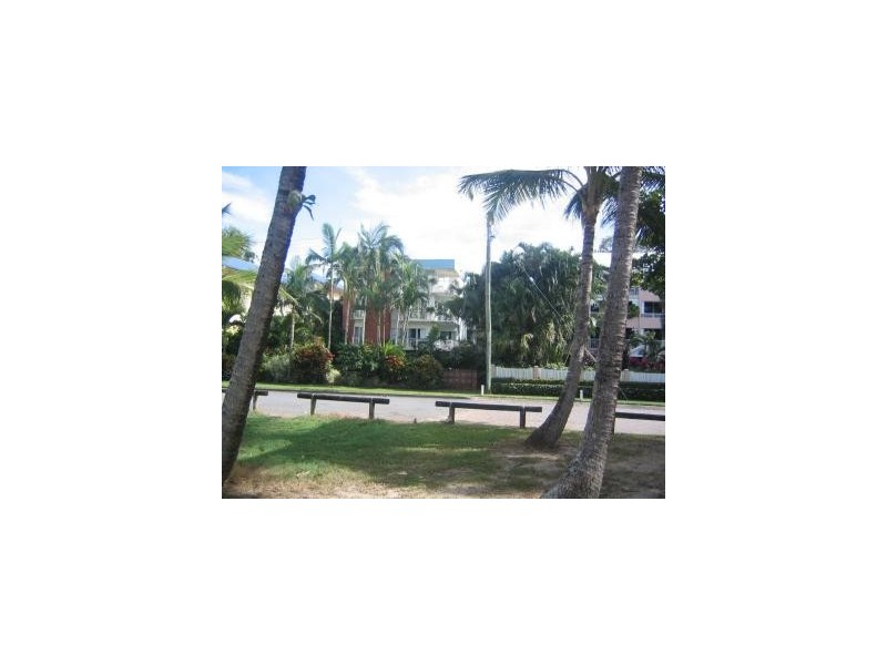 APT. 3/79 Arlington Esplanade, Clifton Beach QLD 4879