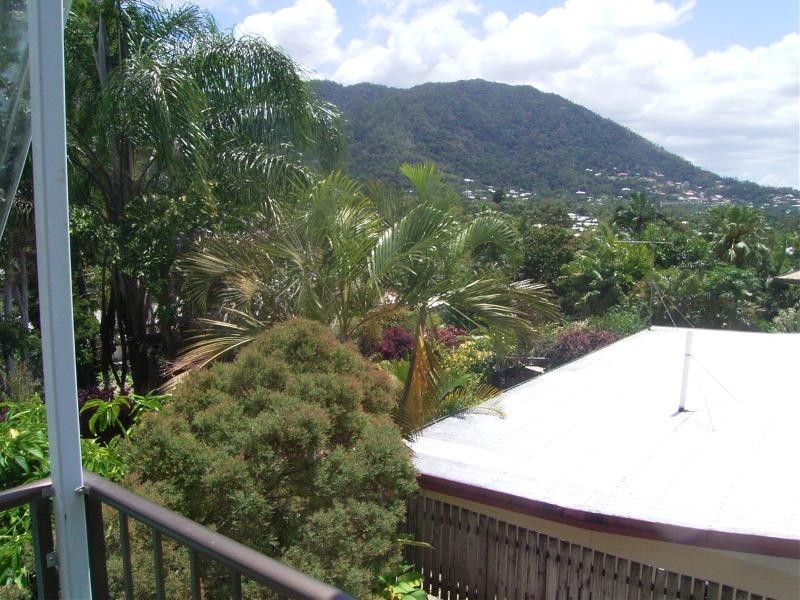 21 Barnes Street, Earlville QLD 4870