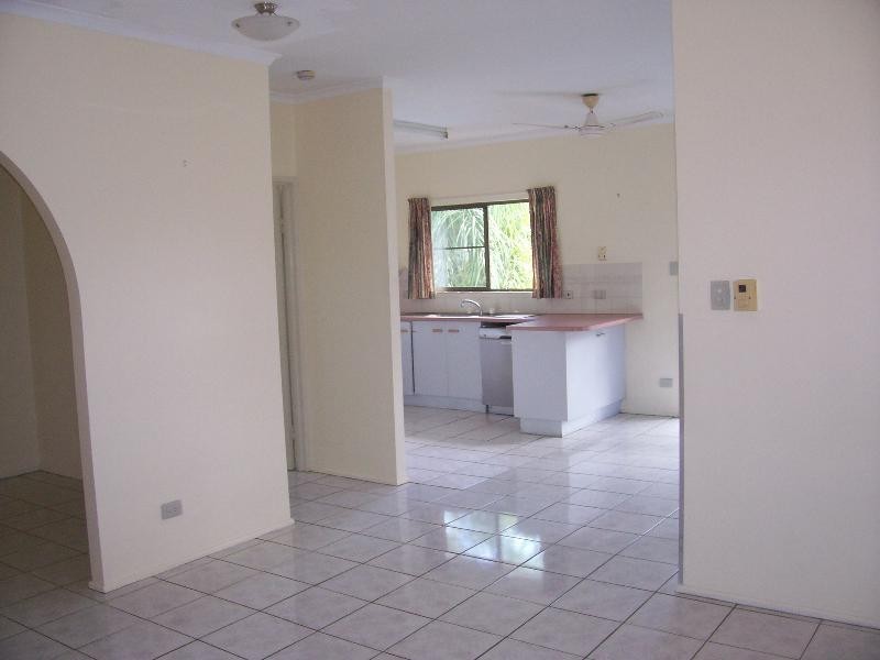 21 Barnes Street, Earlville QLD 4870