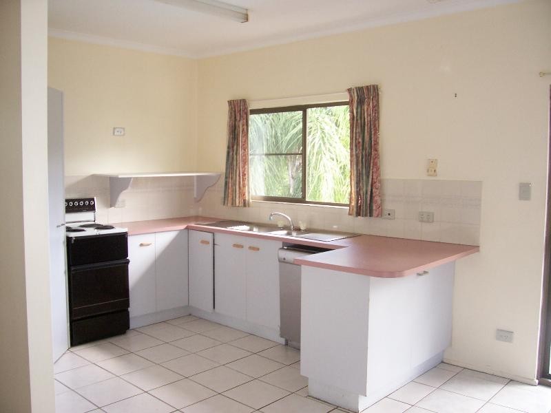 21 Barnes Street, Earlville QLD 4870