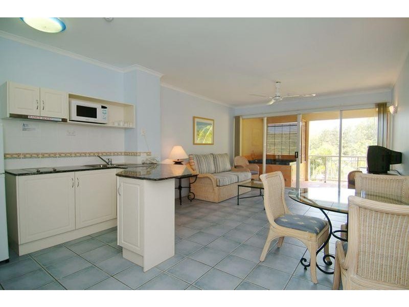 APT. 306 /  139 to 143 Williams Esplanade, Palm Cove QLD 4879