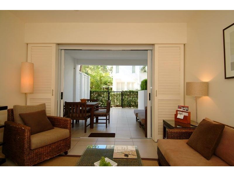 3417 & 3418/123  Williams Esplanade, Palm Cove QLD 4879