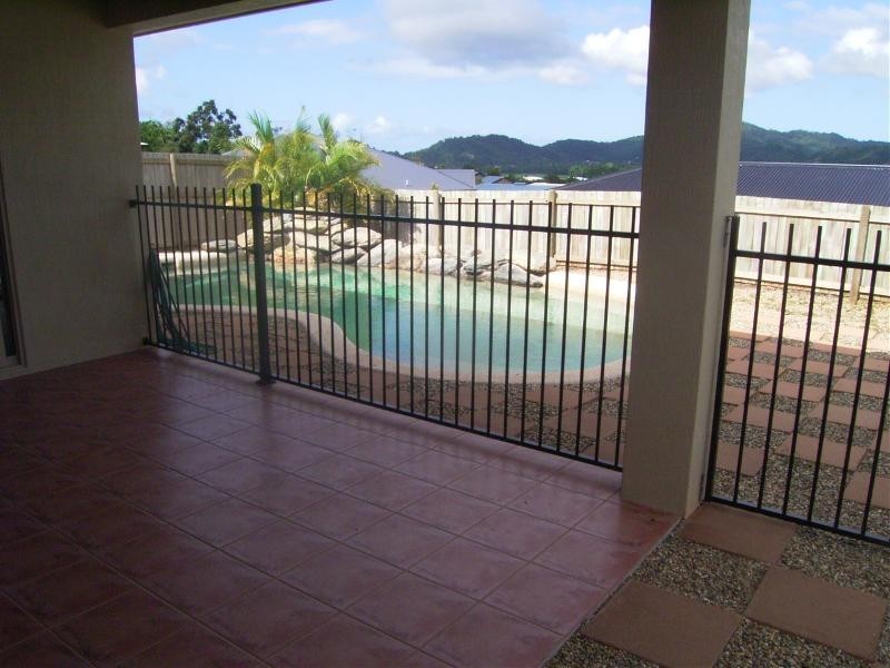 12 Pilosa Street, Redlynch QLD 4870