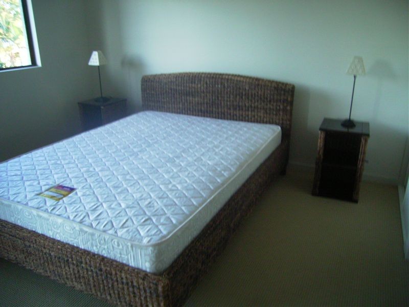 2 /423-427 Draper Street, Parramatta Park QLD 4870