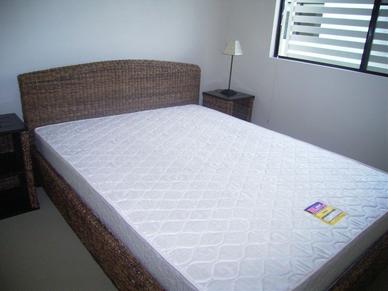 2 /423-427 Draper Street, Parramatta Park QLD 4870