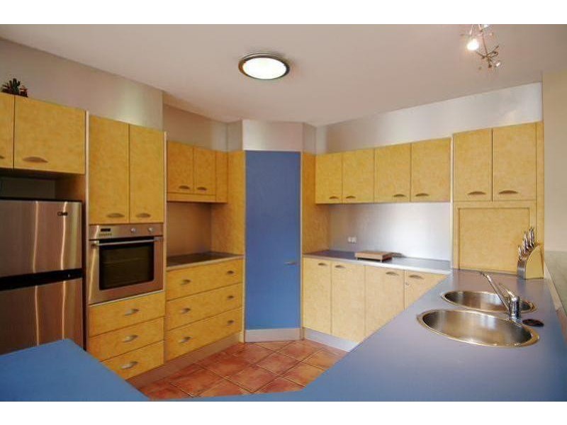 52 Veivers Road, Palm Cove QLD 4879