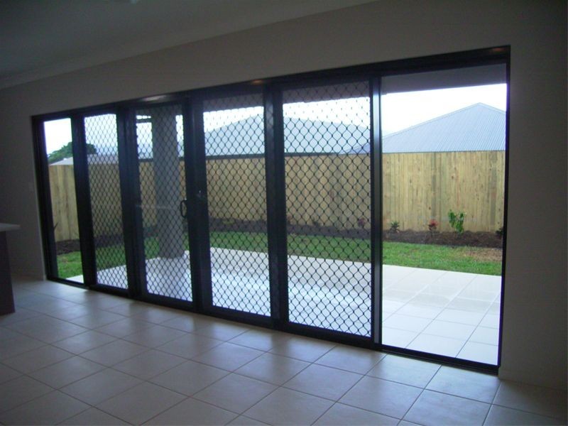 8 Racemosa Street, Mount Sheridan QLD 4868