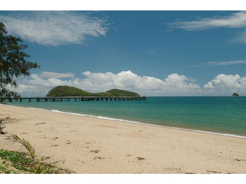 4121/4122 Williams Esplanade, Palm Cove QLD 4879