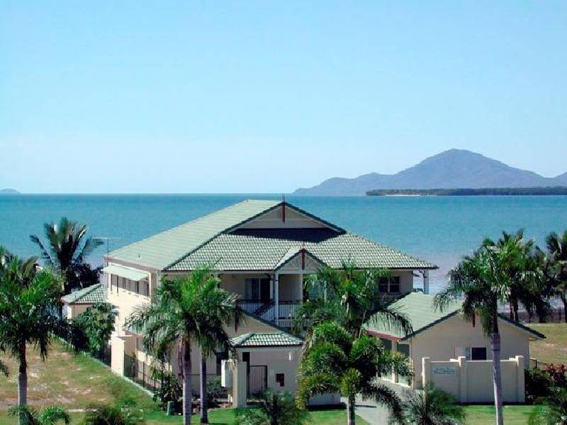 23 Keith Williams Drive, Cardwell QLD 4849