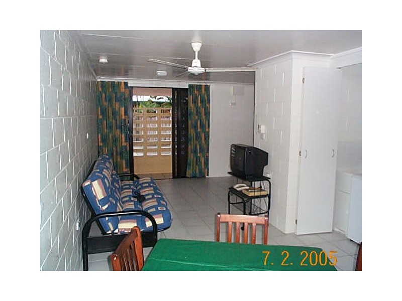 6/ 47  Sims Esplanade, Yorkeys Knob QLD 4878