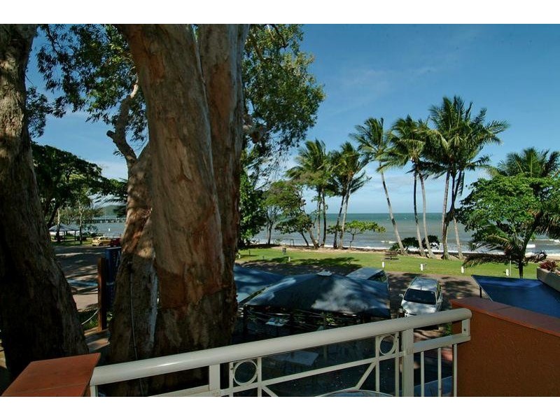 Level 1 APT 202/  139 to 143 WILLIAMS ESPLANADE, Palm Cove QLD 4879