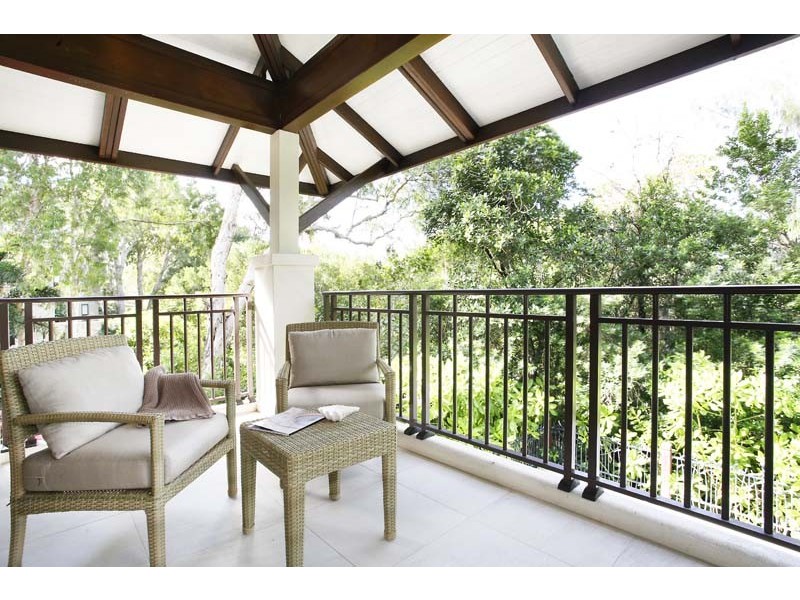 BURE 113 / 5 Triton Street, Palm Cove QLD 4879